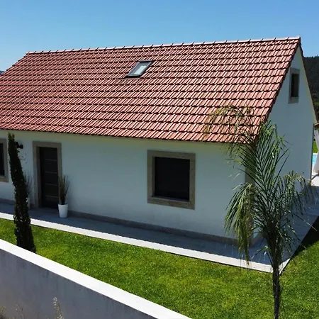 Casa Carlindo Holiday home Ferreira (Viana do Castelo)