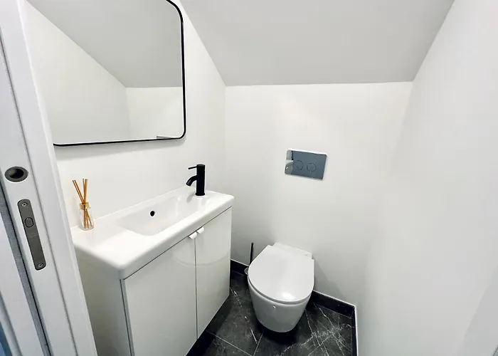 Casa Carlindo Nyaraló *