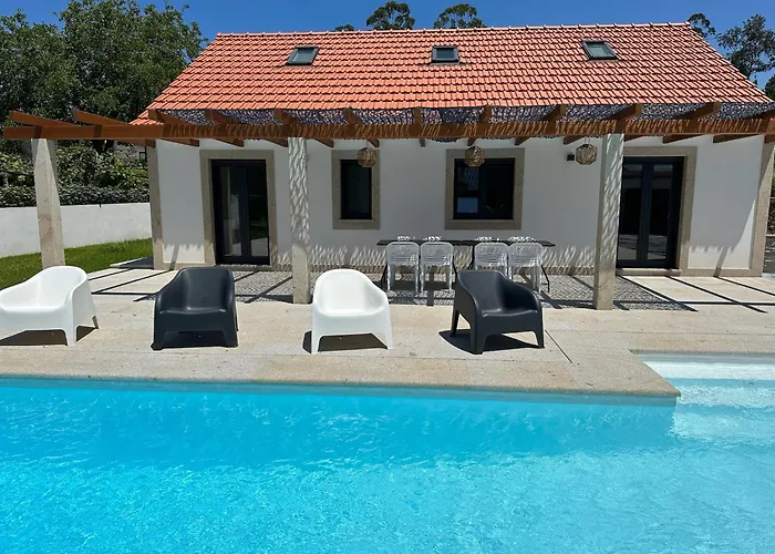 Casa Carlindo Nyaraló Ferreira (Viana do Castelo)