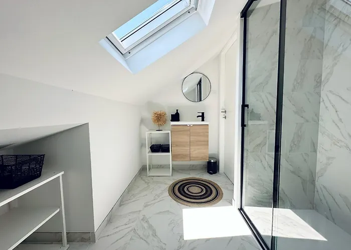 Casa Carlindo Nyaraló Ferreira (Viana do Castelo)